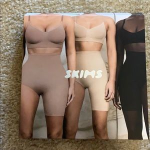 Skims solution short 02